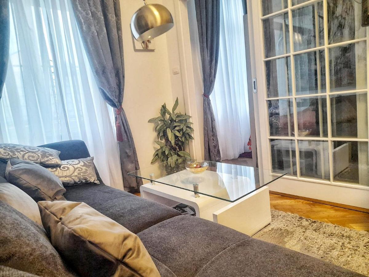 Apartment Zrinjevac 萨格勒布 外观 照片