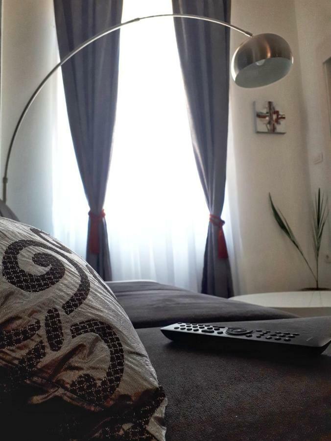 Apartment Zrinjevac 萨格勒布 外观 照片